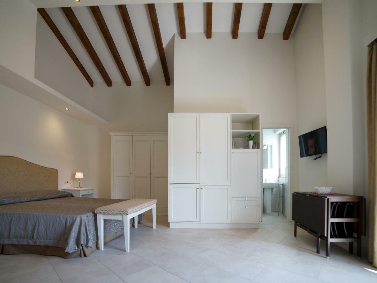Marina Di Savoca Apartman Santa Teresa di Riva Kültér fotó