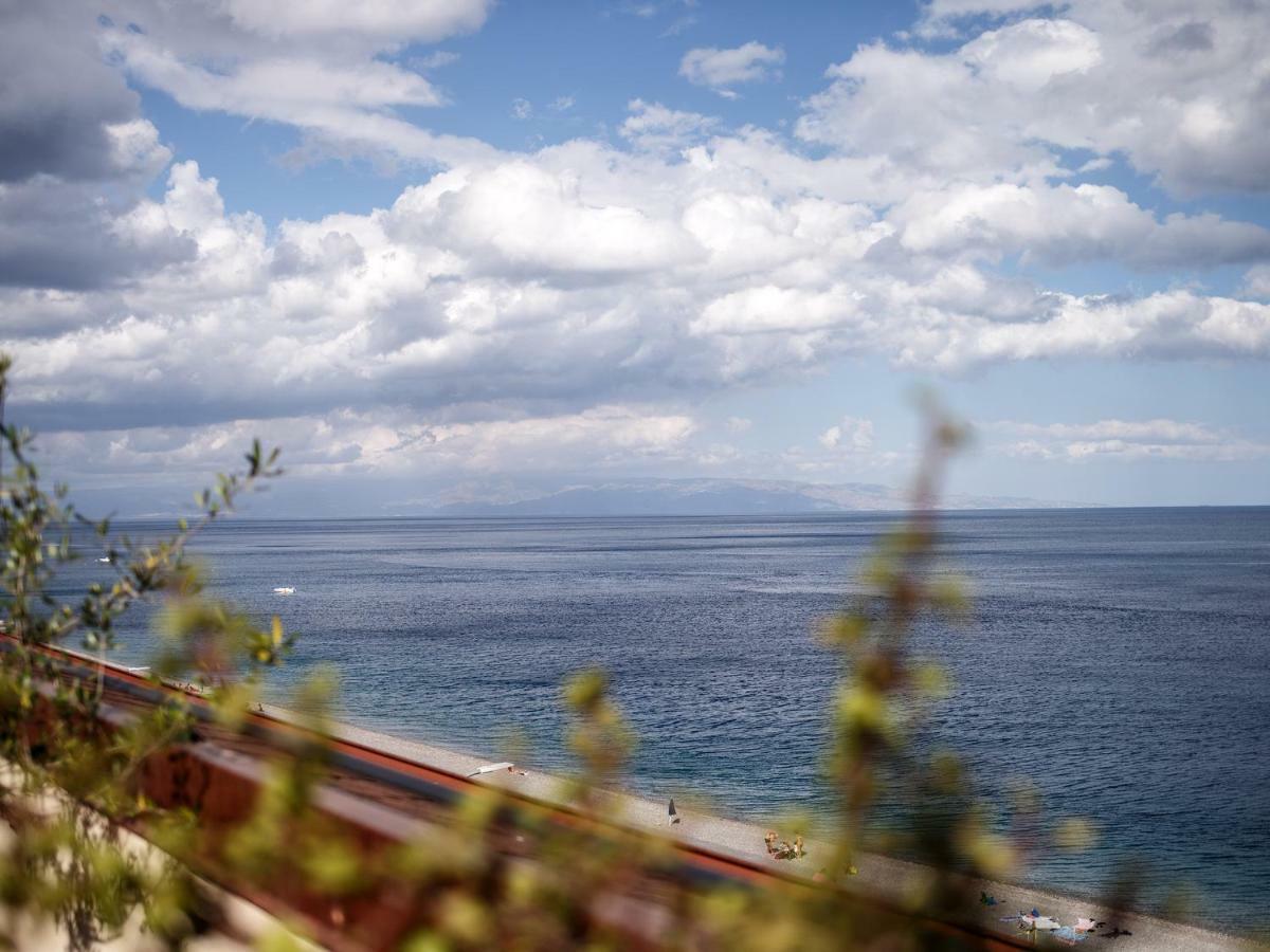 Marina Di Savoca Apartman Santa Teresa di Riva Kültér fotó