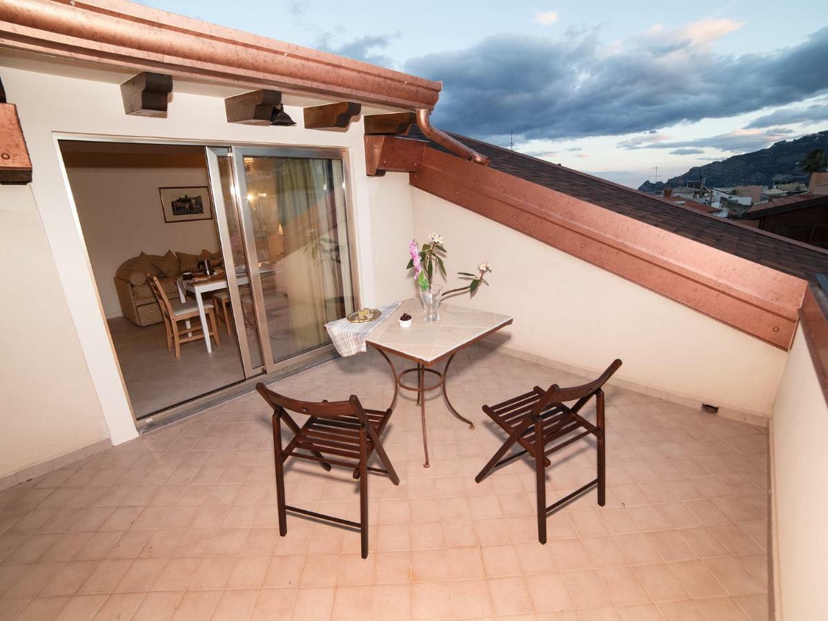 Marina Di Savoca Apartman Santa Teresa di Riva Kültér fotó