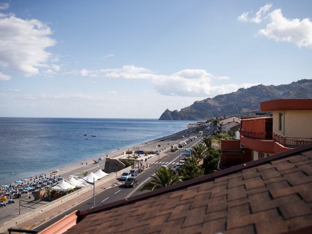 Marina Di Savoca Apartman Santa Teresa di Riva Kültér fotó