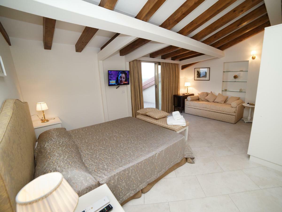 Marina Di Savoca Apartman Santa Teresa di Riva Kültér fotó