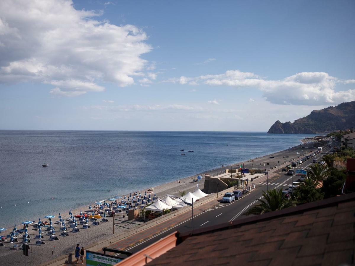 Marina Di Savoca Apartman Santa Teresa di Riva Kültér fotó
